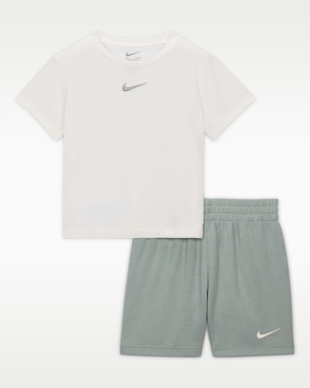 Nike-sæt med T-shirt i jersey og shorts i french terry til babyer - Mica Green