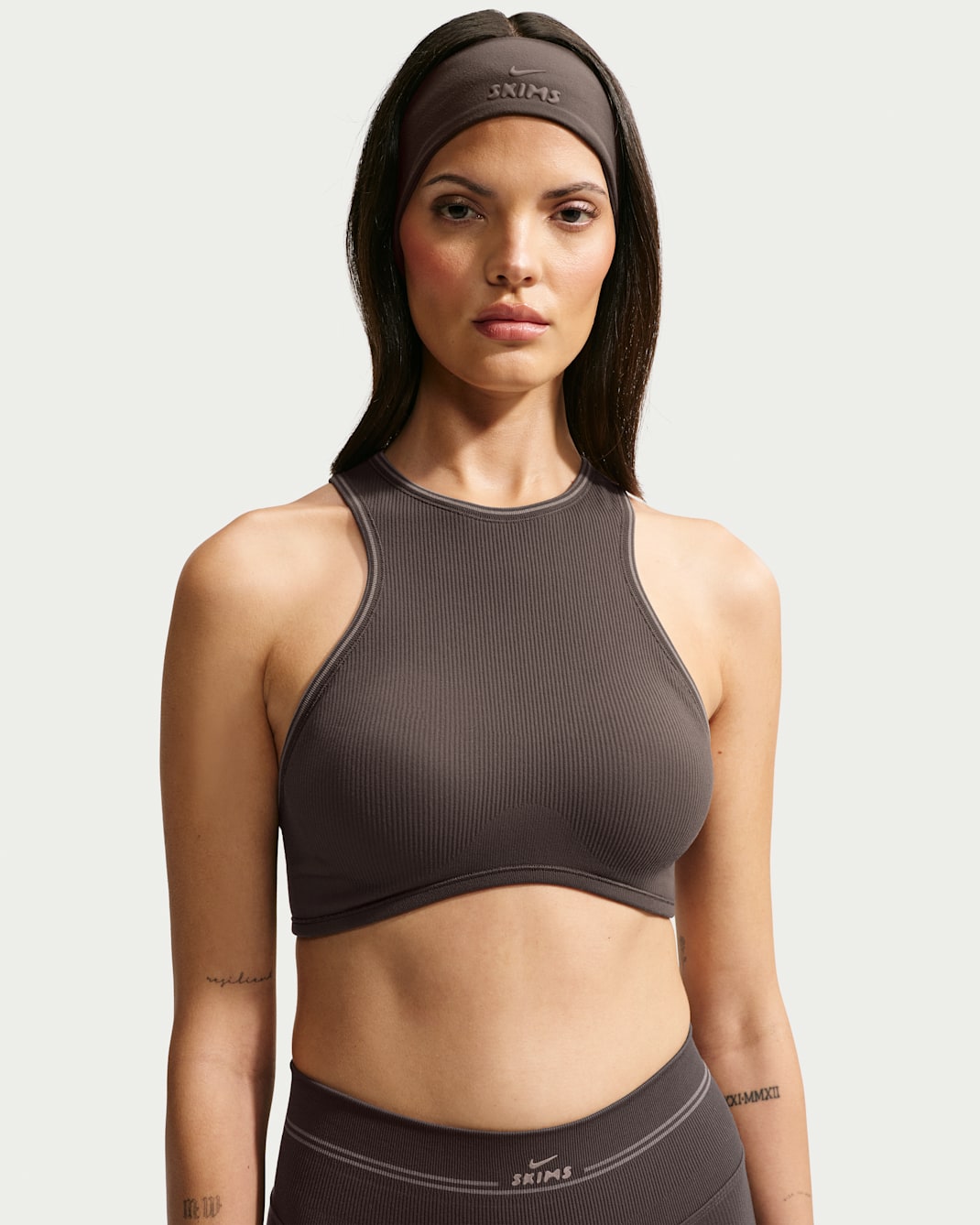 NikeSKIMS Ribbed Seamless Racerneck Sport-BH - NSKM Phoenix/NSKM Truffle