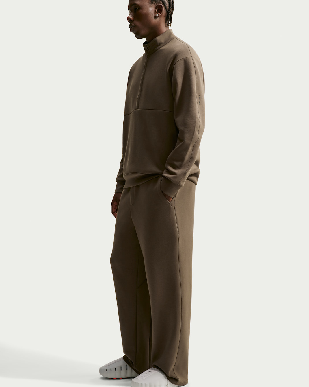 Nike 24.7 ImpossiblySoft Men's Dri-FIT Straight-Leg Pants
