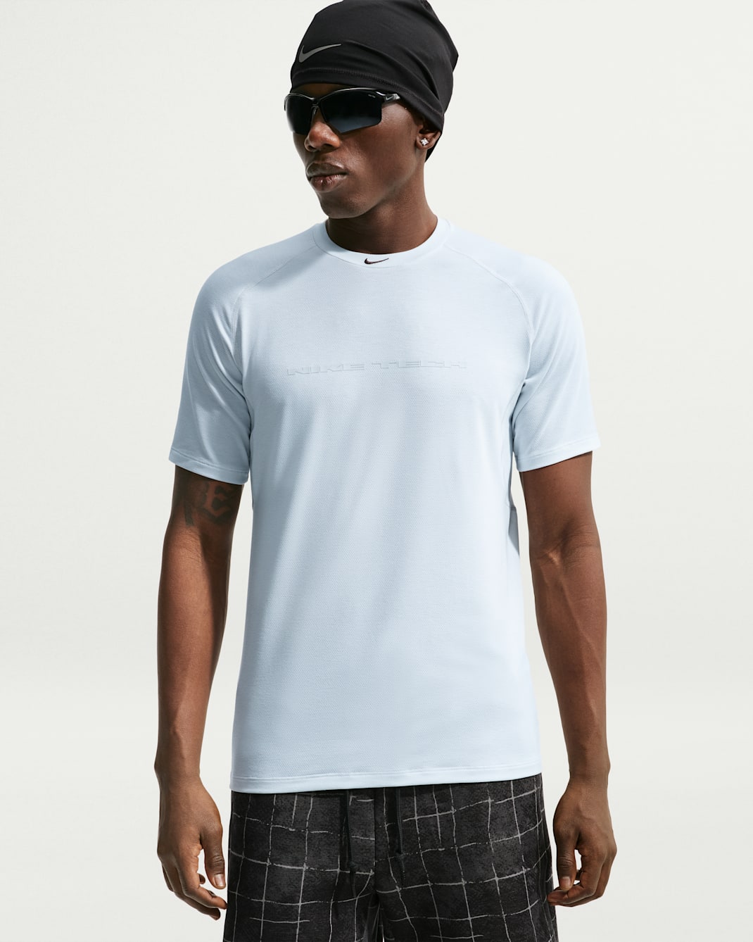 Nike Tech Dri-FIT top met korte mouwen voor heren - Off White/Grey Fog/Zwart