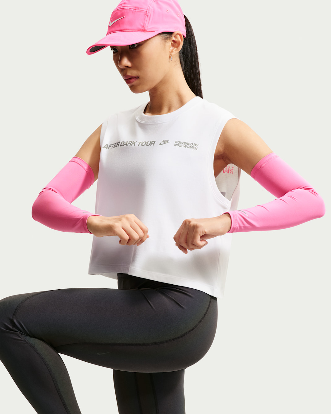 Nike After Dark Tour Women's Dri-FIT Sleeveless Running T-Shirt - White