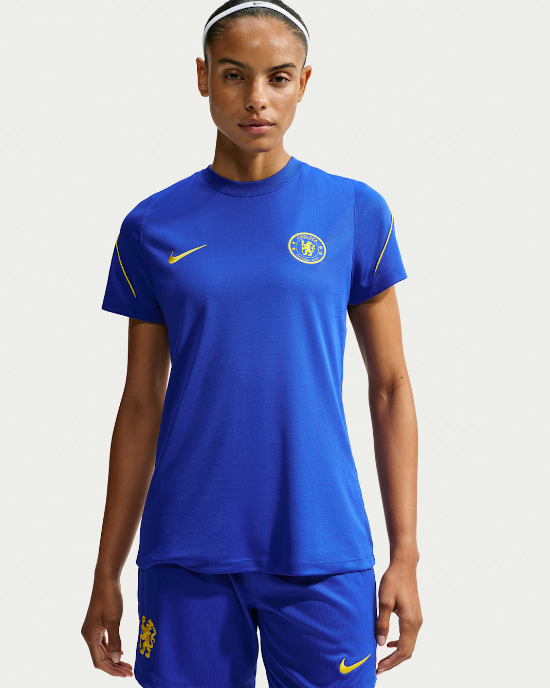 Chelsea FC Strike Nike Soccer Dri-FIT kortermet fotballtrøye til dame - Bright Blue/Midwest Gold/Hvit/Midwest Gold