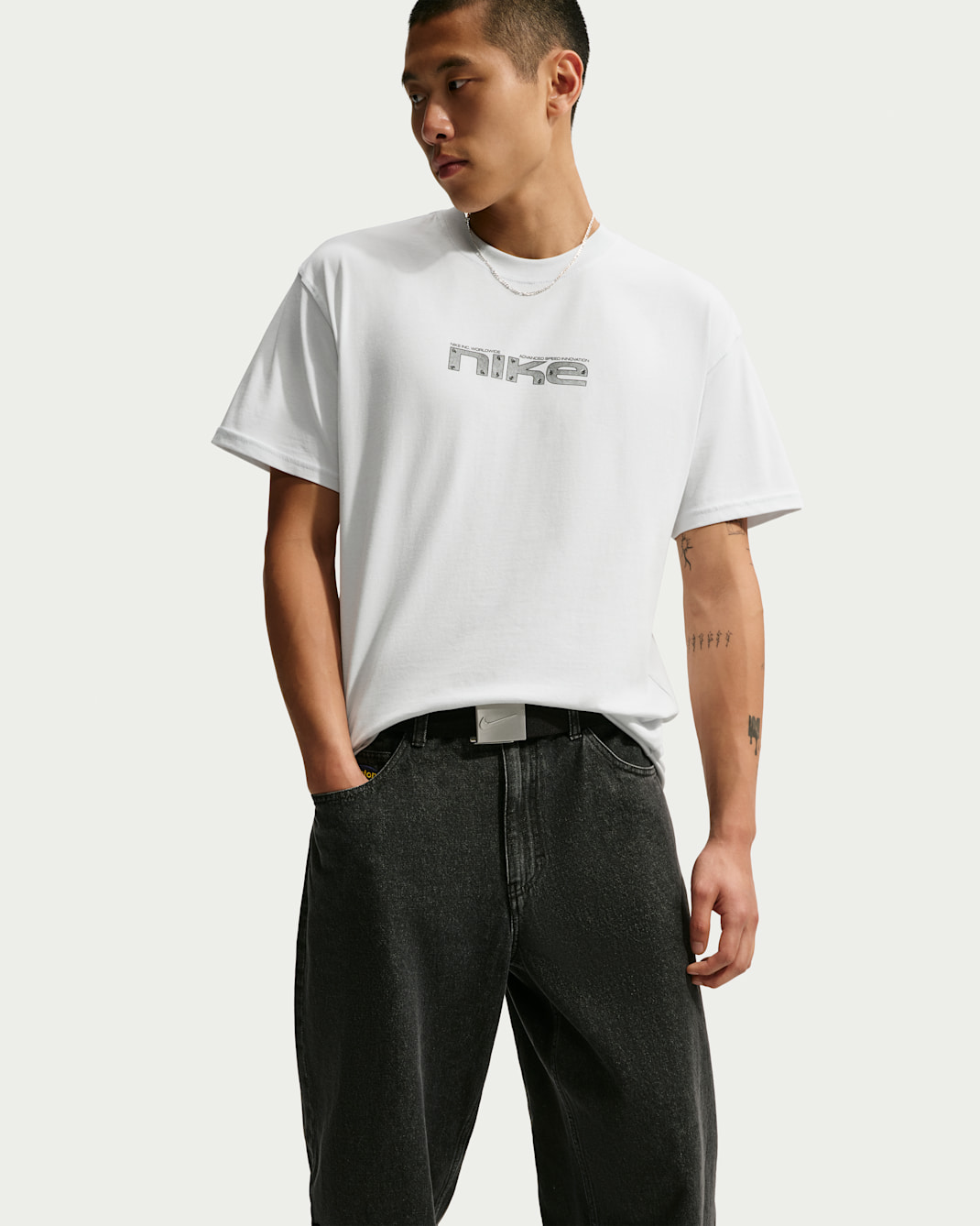 ナイキ スポーツウェア Tシャツ - オフホワイト