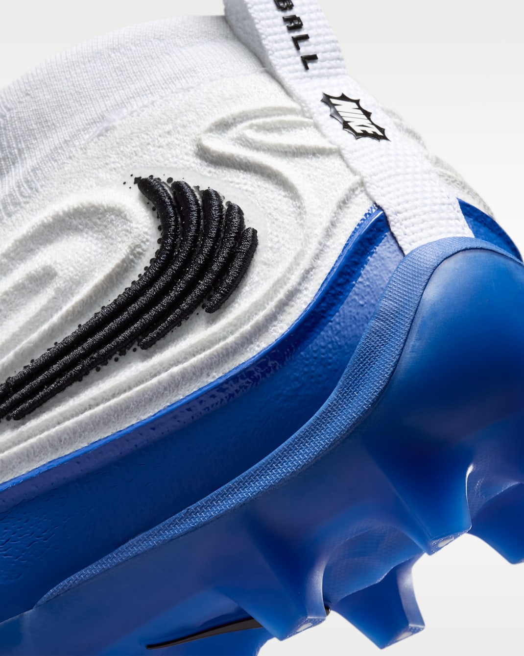 Nike Alpha Menace 5 Elite Men's Football Cleats