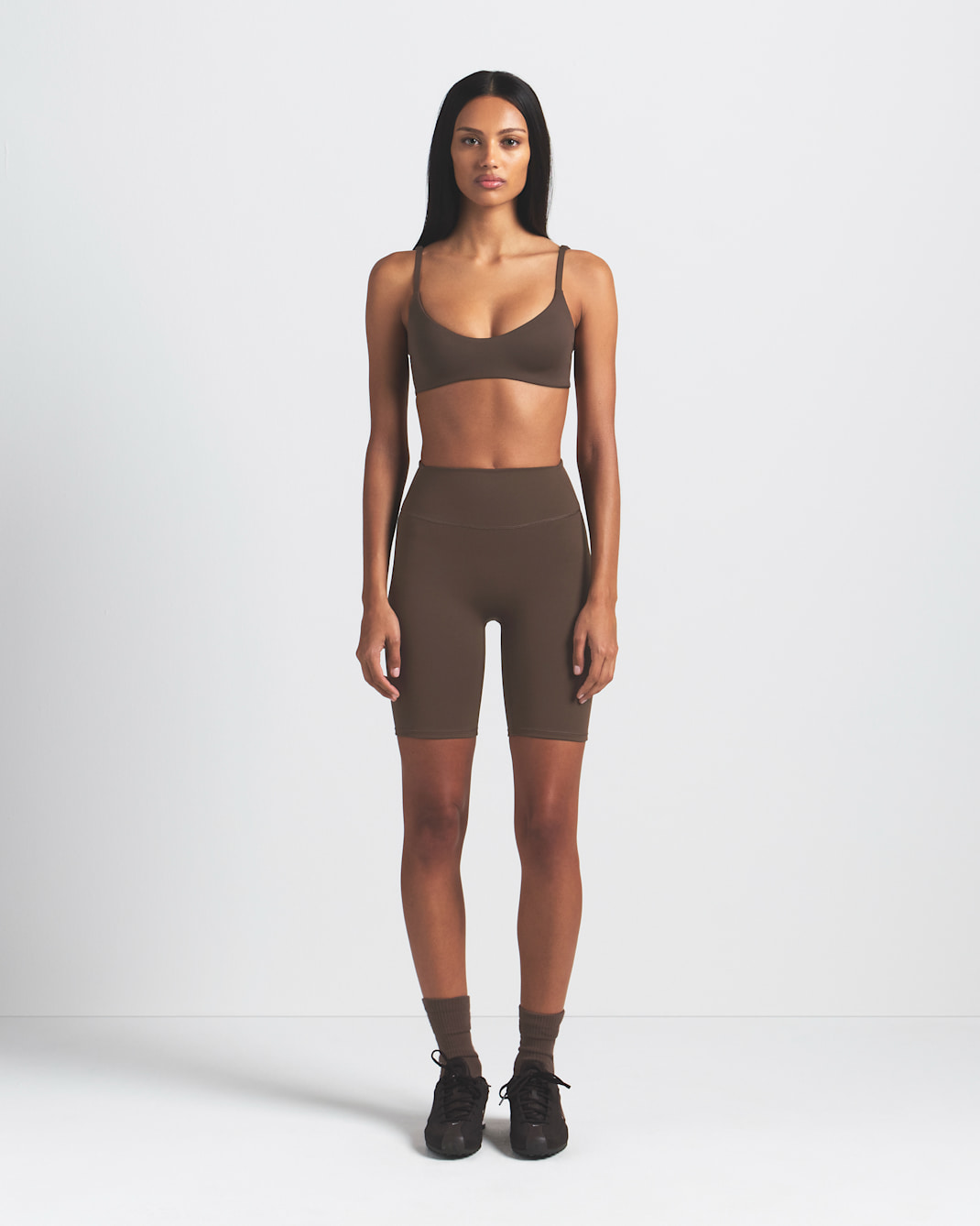 NikeSKIMS Matte Women's High-Waisted 7" Biker Shorts - NSKM DARK SEPIA