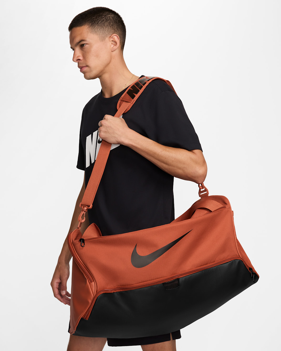 กระเป๋า Duffel เทรนนิ่ง Nike Brasilia 9.5 (ขนาดกลาง, 60 ล.) - Burnt Sunrise/ดำ/ดำ