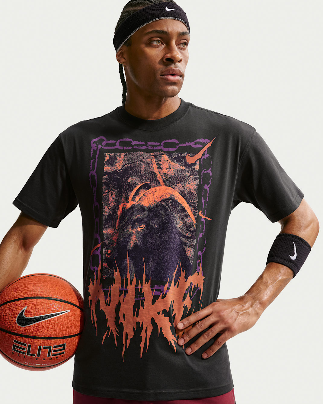 Nike Men's Basketball T-Shirt - Off Noir