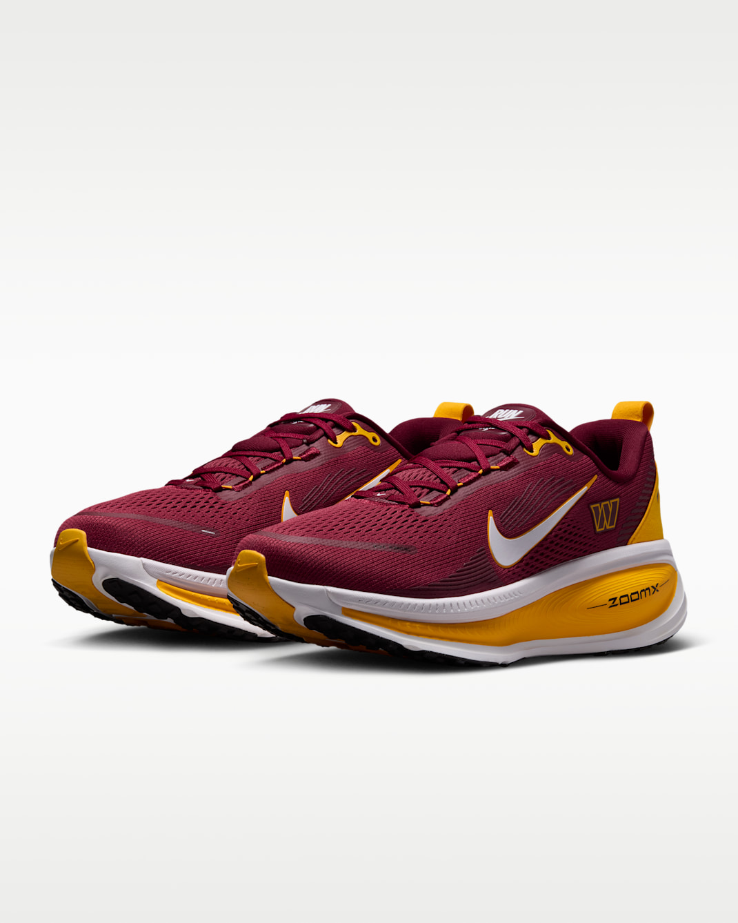 Nike Vomero 18 (Washington Commanders) Men's NFL Road Running Shoes