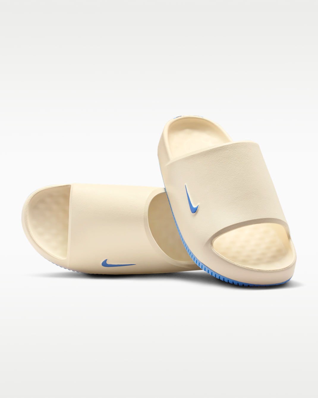 Chanclas universitarias para hombre Nike Calm (UNC) - Vela/Vela/Azul valor