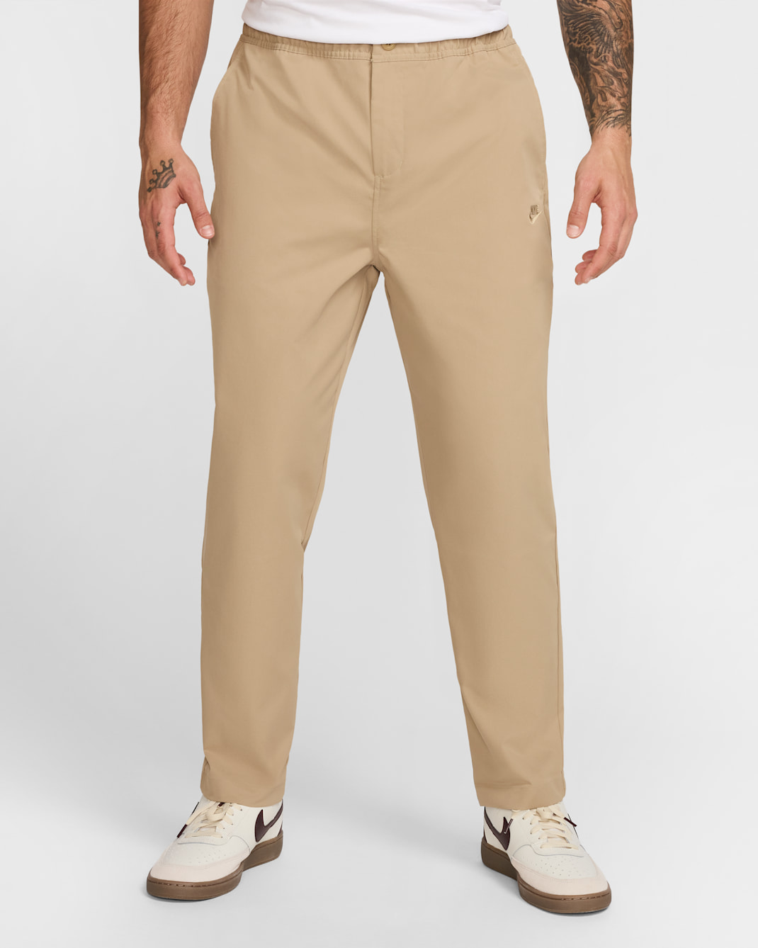 Nike Club Men's Woven Tapered Pants - Parachute Beige/Parachute Beige