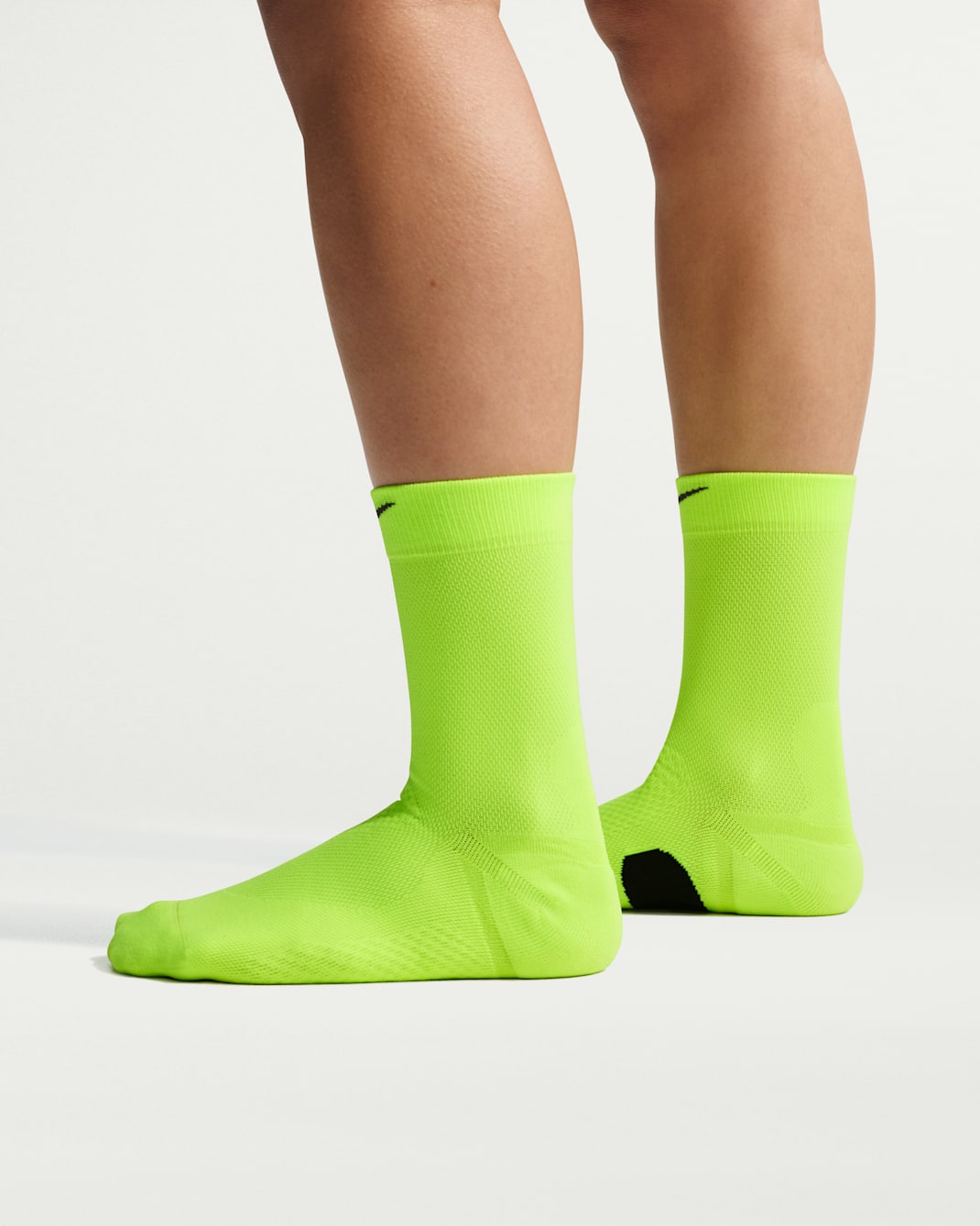 Nike Running Midweight Crew Socks (1 Pair) - Volt/Black/Black