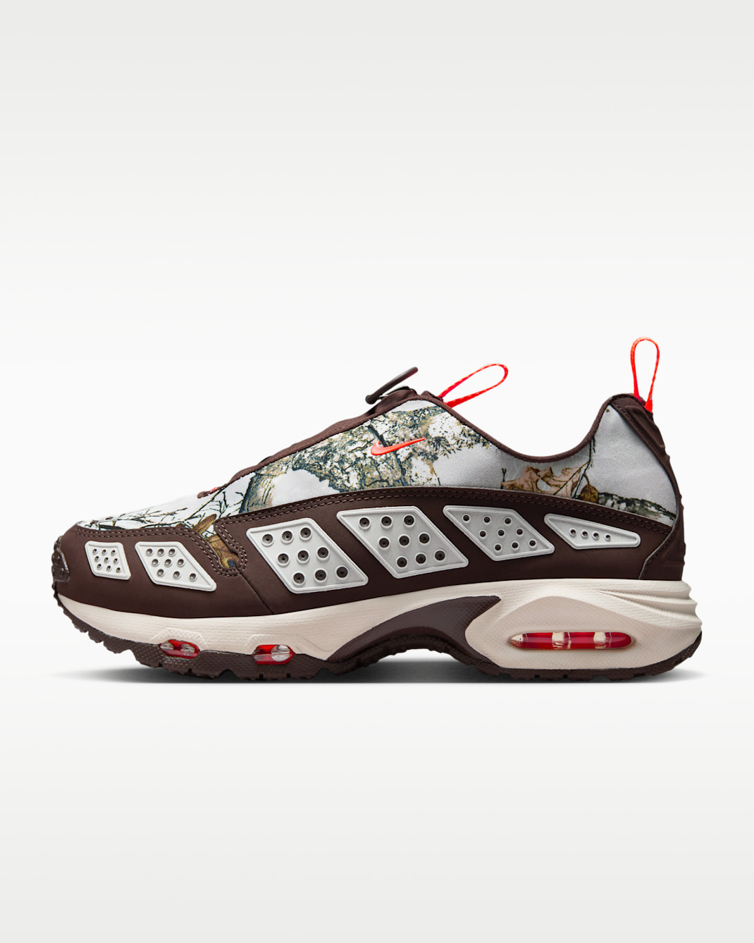 Nike Air Max SNDR RealTree Women's Shoes - Light Orewood Brown/Baroque Brown/Hyper Crimson