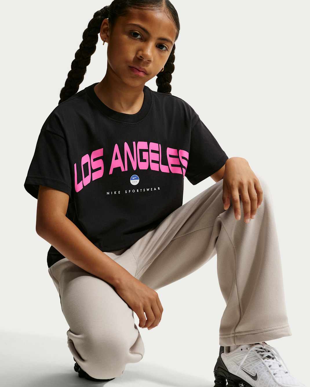 Nike Sportswear Big Kids' (Girls') T-Shirt