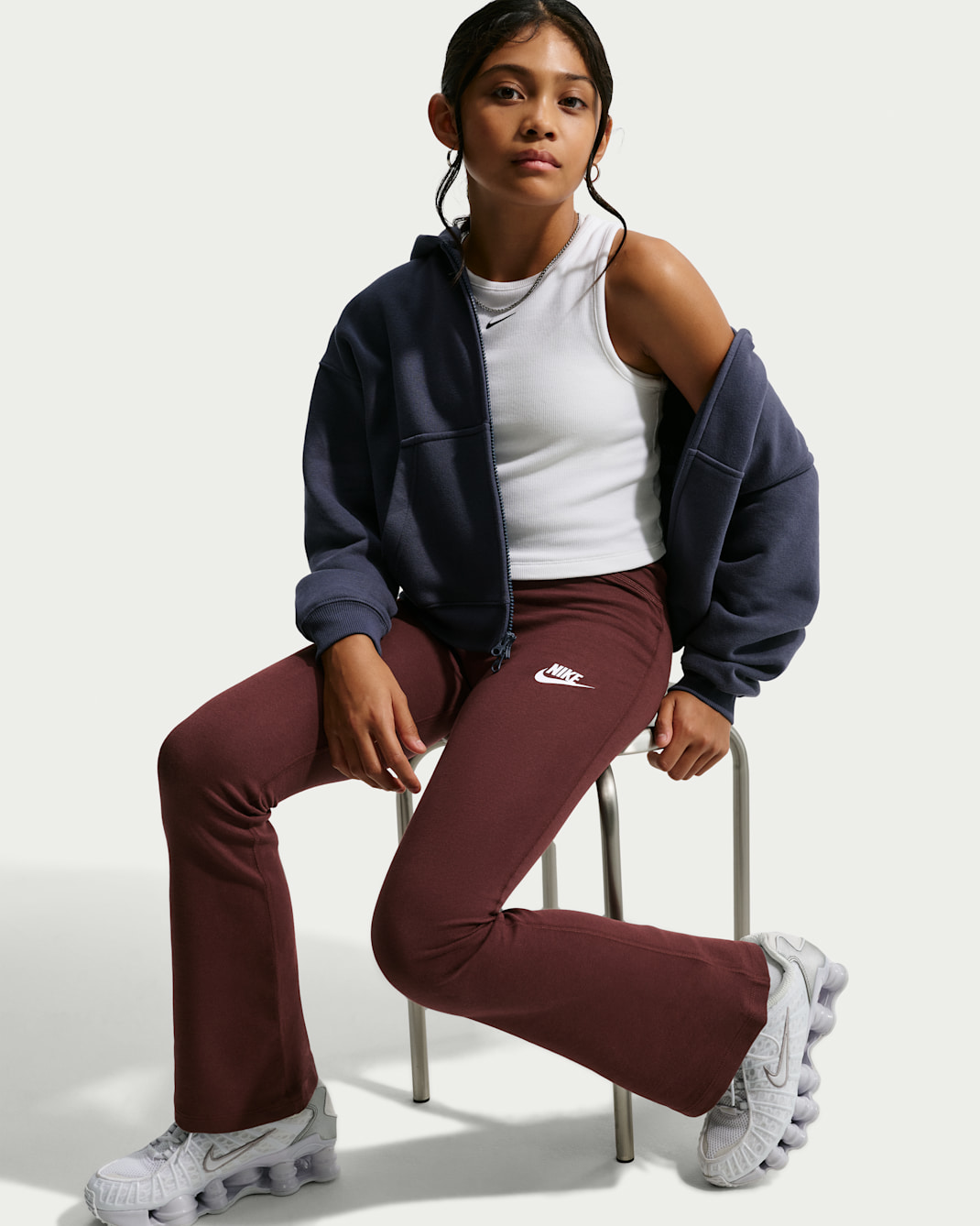 Nike Sportswear Classic Girls' High-Waisted Flared Leggings