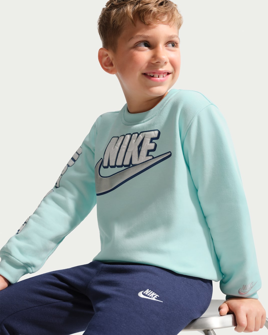 Nike Sportswear Little Kids' Frosted Futura 2-Piece Crew Set