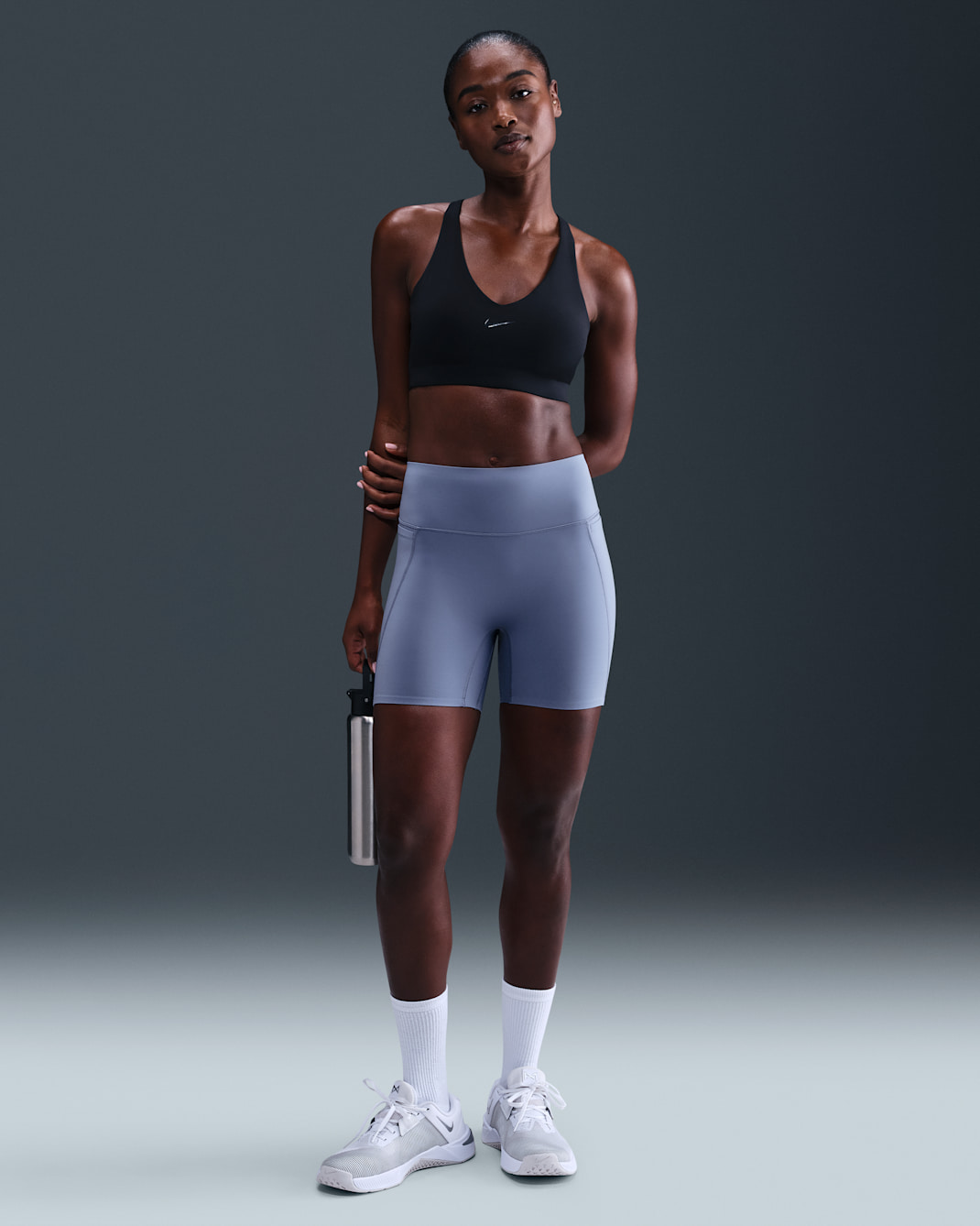 Shorts de ciclismo de tiro alto de 13 cm sin costura frontal para mujer Nike Universa - Índigo mundial/Morado arena/Azul celestino