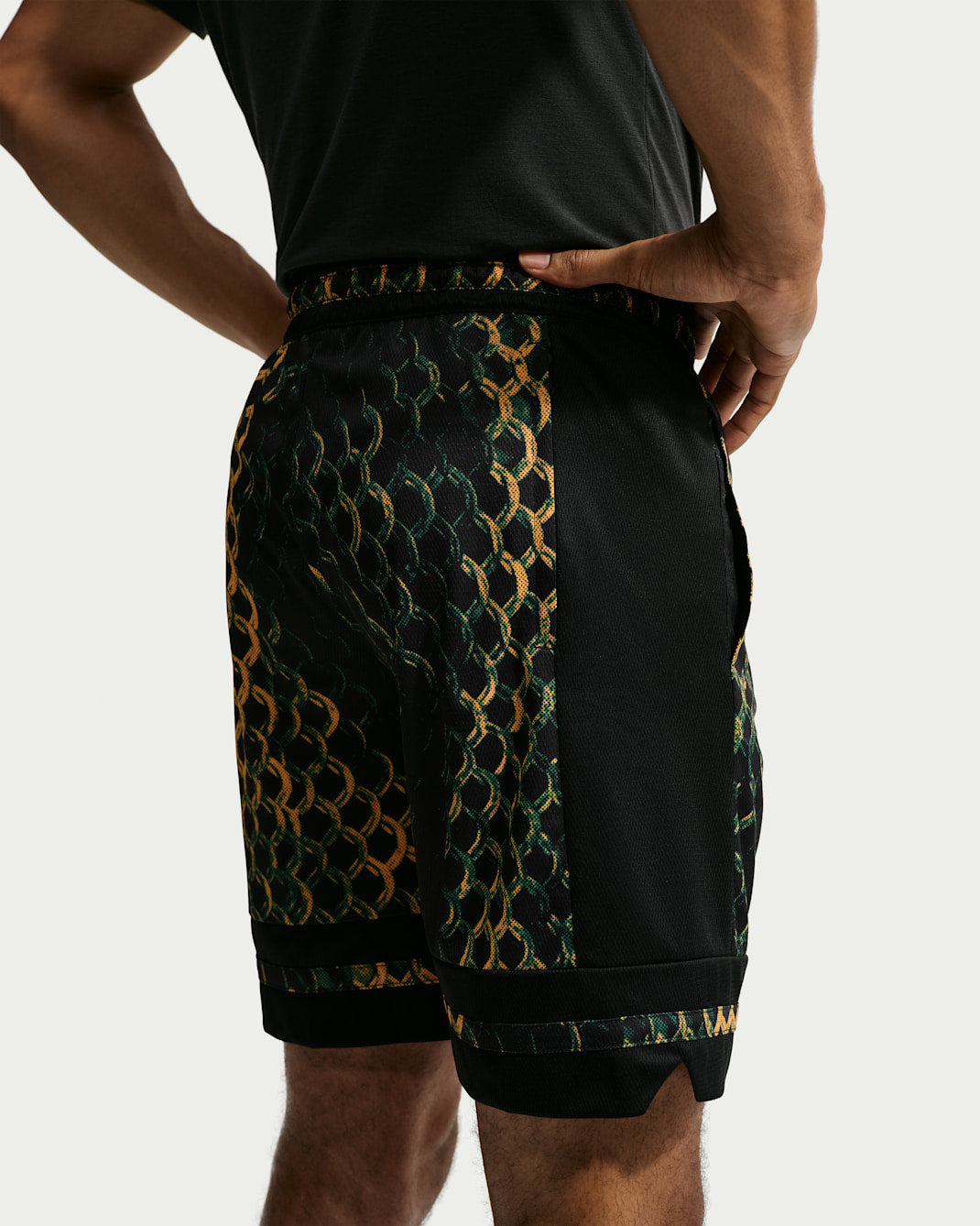 Nike Classic Men's Dri-FIT 8" Basketball Shorts