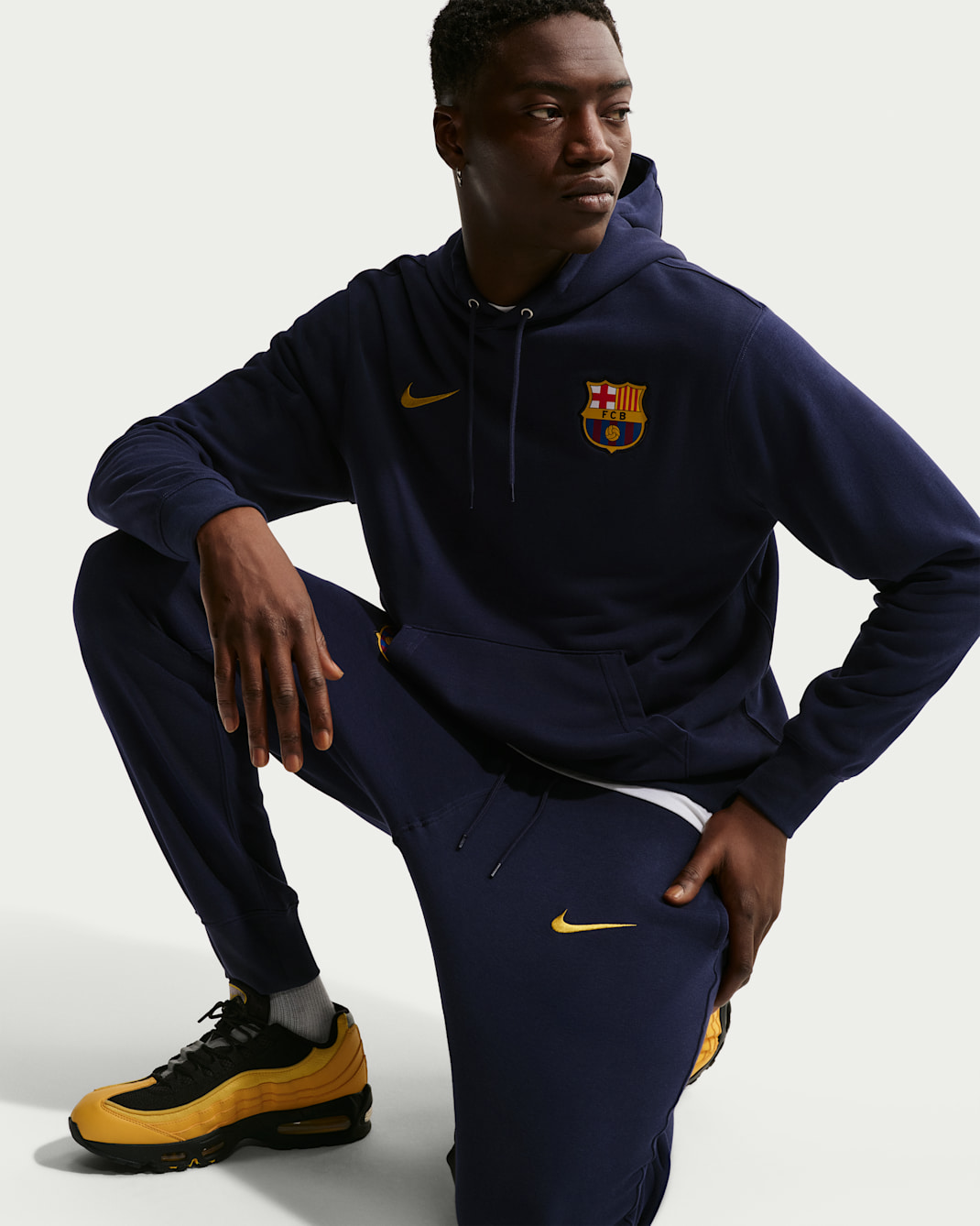 FC Barcelona Club Men's Nike Soccer Joggers