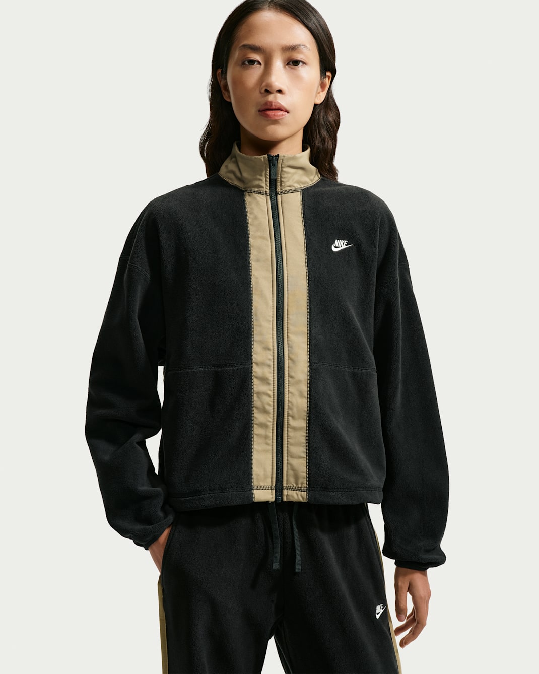 Nike Sportswear Women's Loose Therma-FIT Full-Zip Sweatshirt - Black/Parachute Beige/Sail