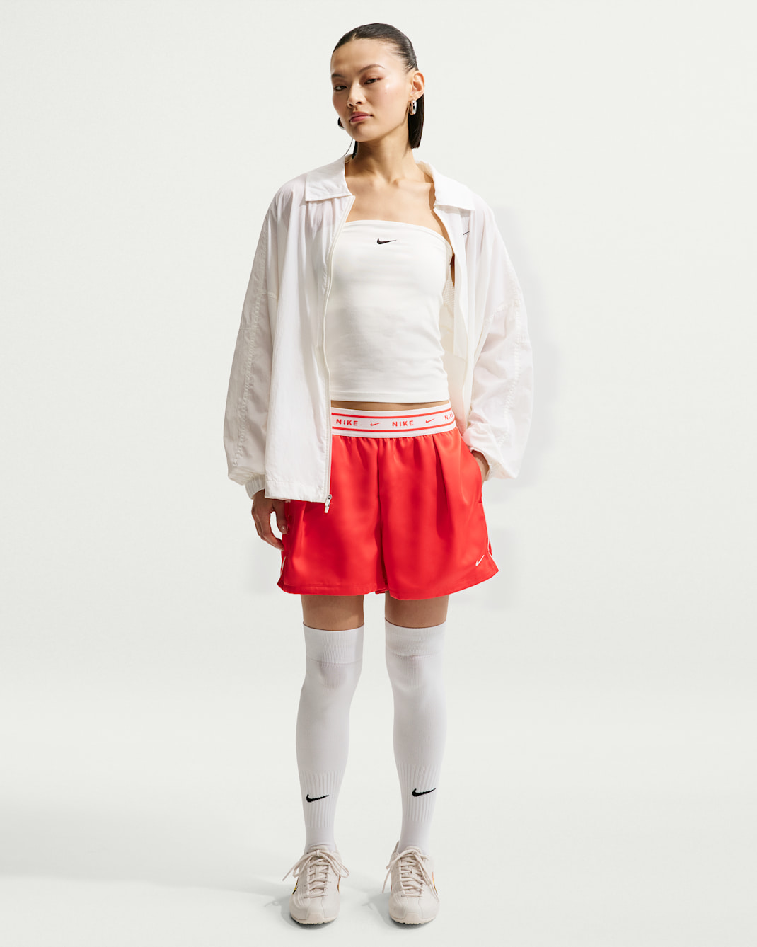 Short ample en satin à taille mi-haute Nike Sportswear pour femme - Light Crimson/Sail