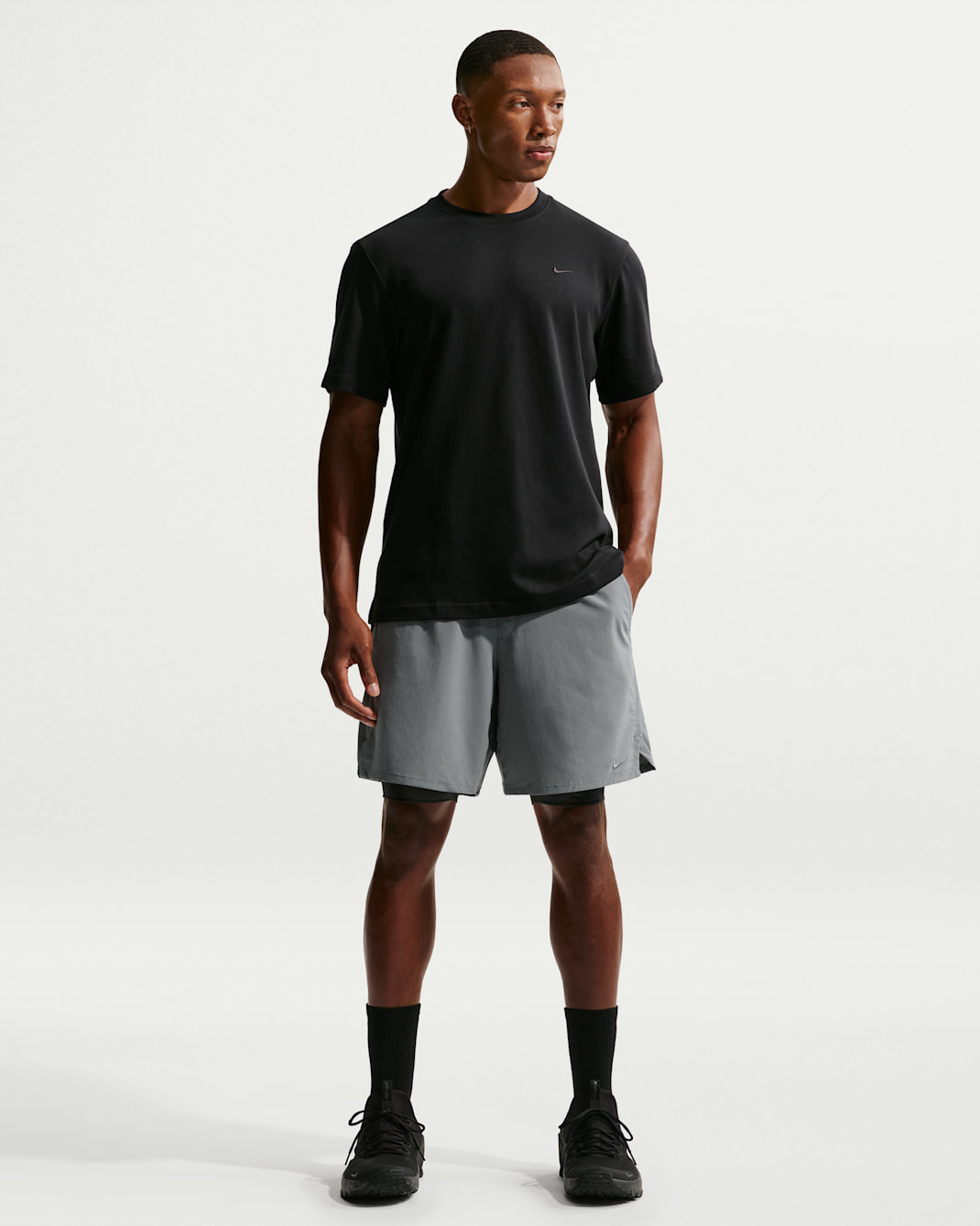 Nike Unlimited Men's Dri-FIT 7" 2-in-1 Versatile Shorts - Smoke Grey/Dark Smoke Grey/Black/Smoke Grey