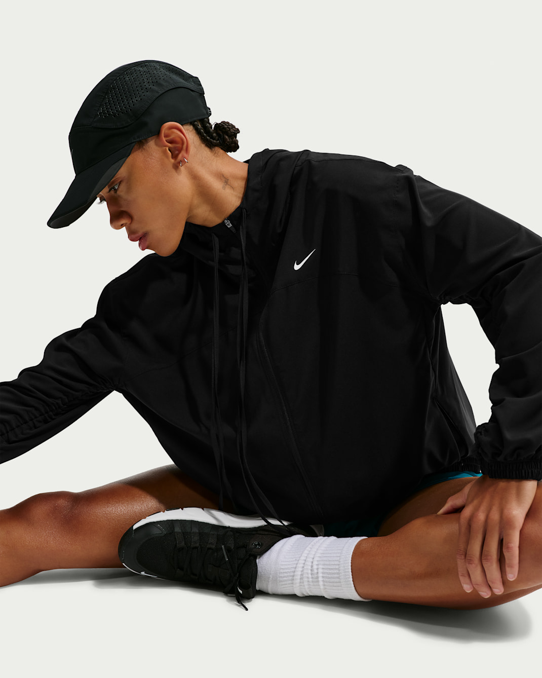 Nike One Women's Dri-FIT Oversized Woven Jacket