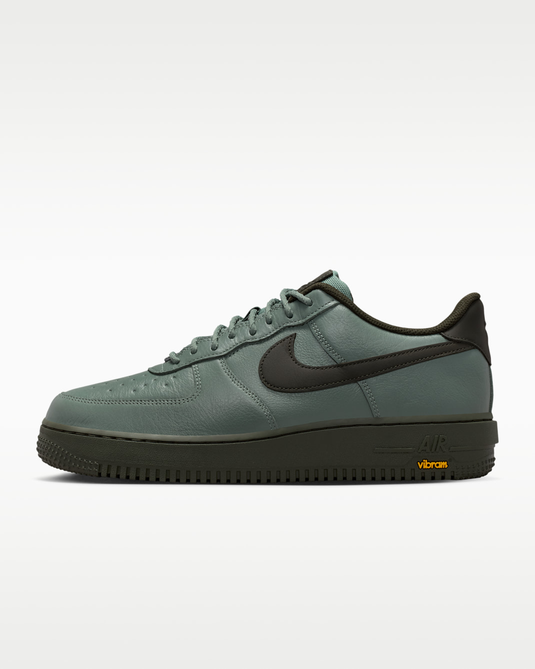 Air Force 1 GORE-TEX Vibram Men's Shoes. Nike DK
