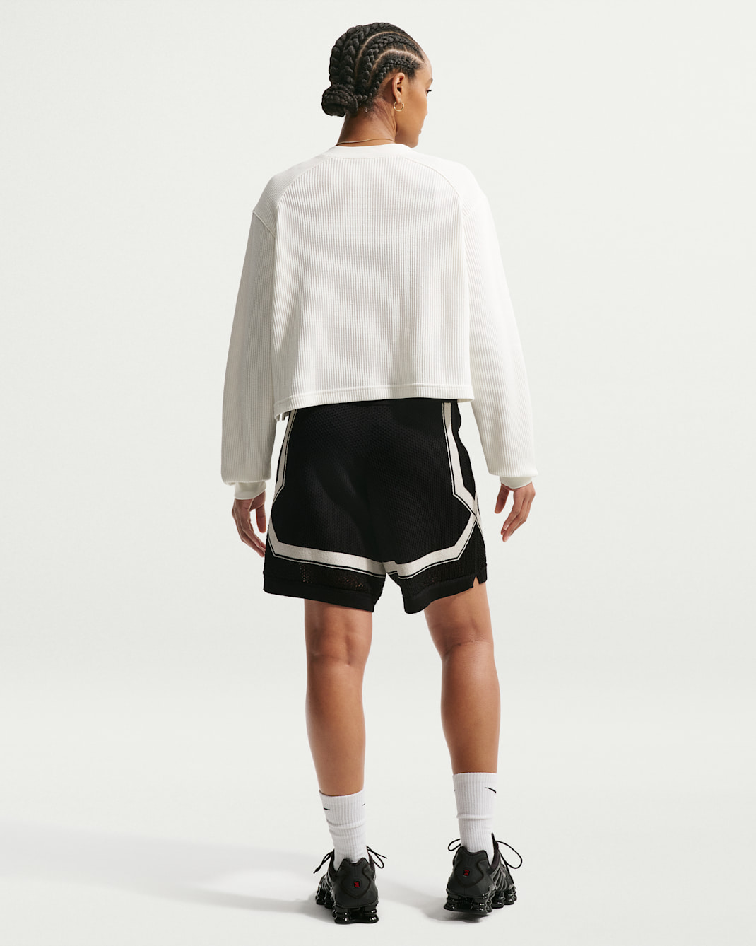 Nike Sportswear Chill Knit Women's Mid-Rise Shorts