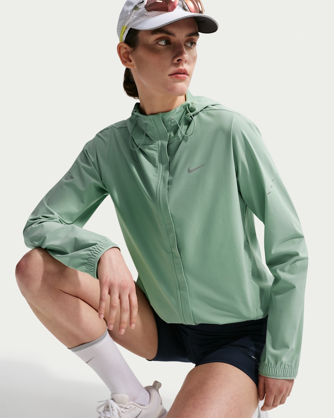 Chamarra de correr Repel plegable para mujer Nike Swift - Vapor