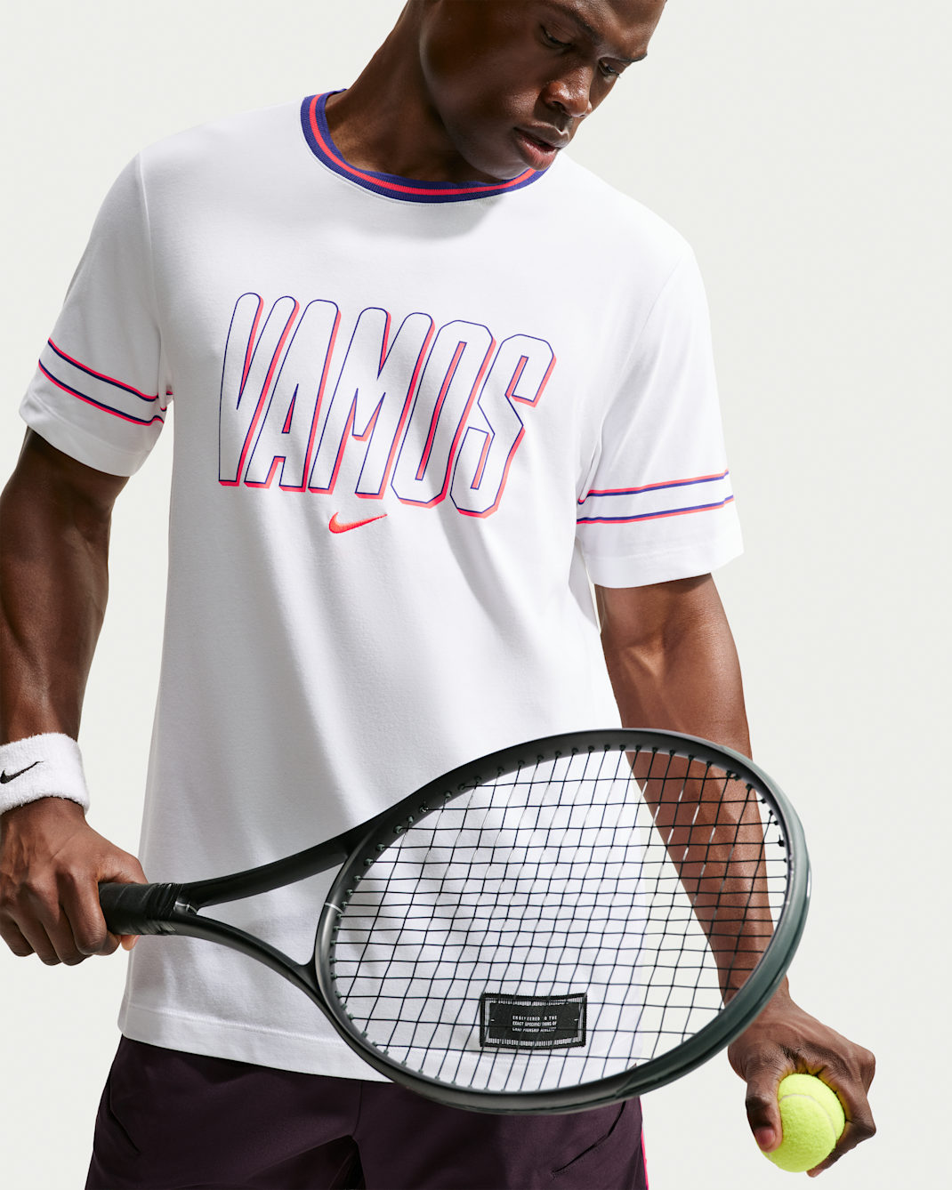 Carlos Alcaraz Men's NikeCourt Dri-FIT Tennis T-Shirt - White