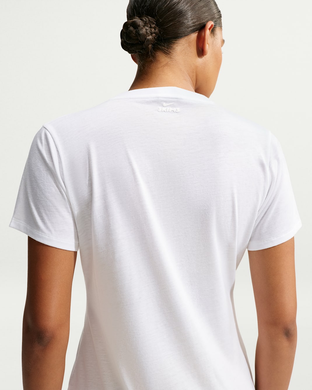 NikeSKIMS Performance Cotton Blend Women's V-Neck Short-Sleeve Top