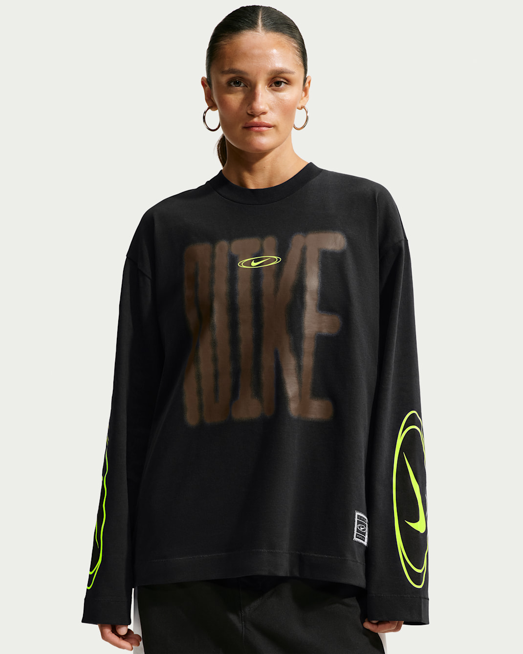 Nike Sportswear Women's Oversized Long-Sleeve T-Shirt - Black
