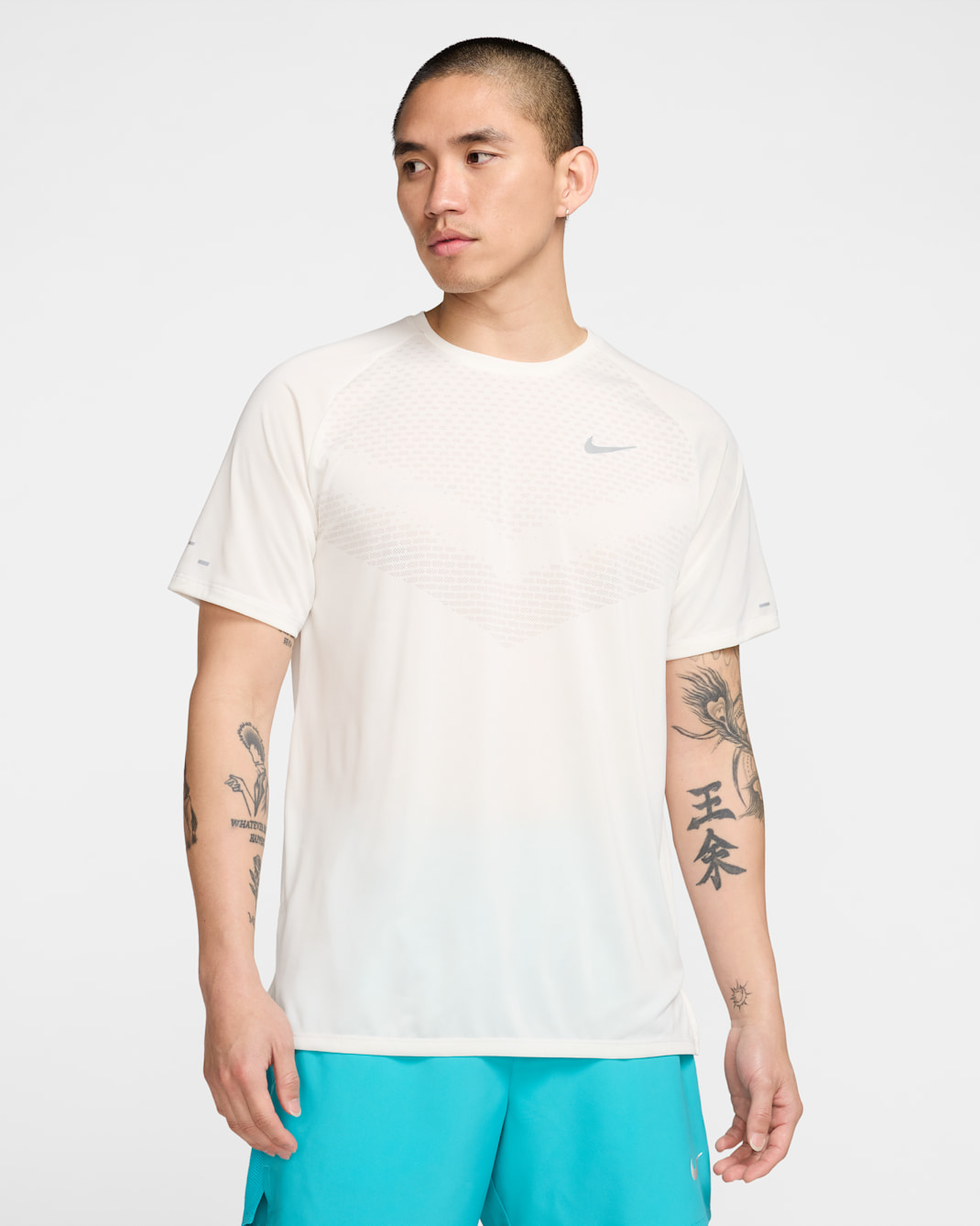 Playera de correr de manga corta Dri-FIT ADV para hombre Nike Stride - Vela