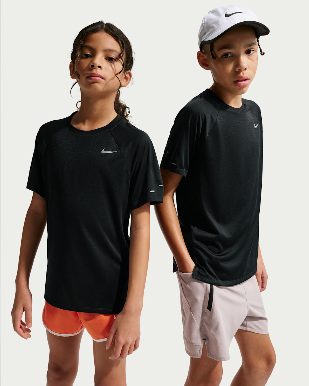 Nike Stride Big Kids' Dri-FIT Short-Sleeve Top - Black