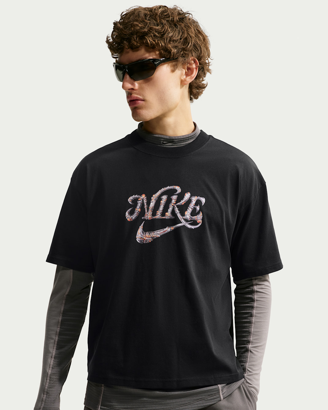 Nike Sportswear Long-Sleeve T-Shirt - Black