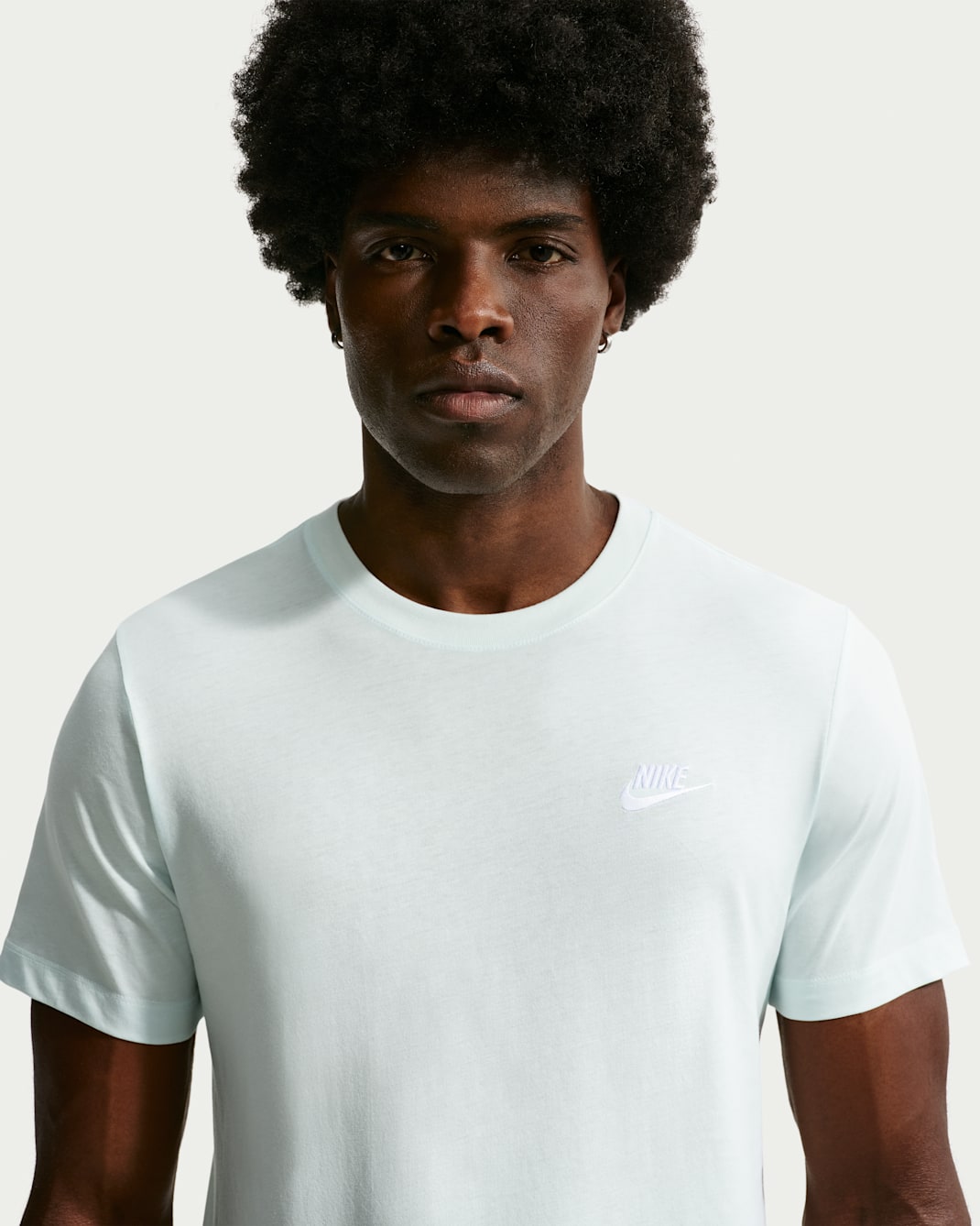 Nike Sportswear Club férfipóló - Barely Green