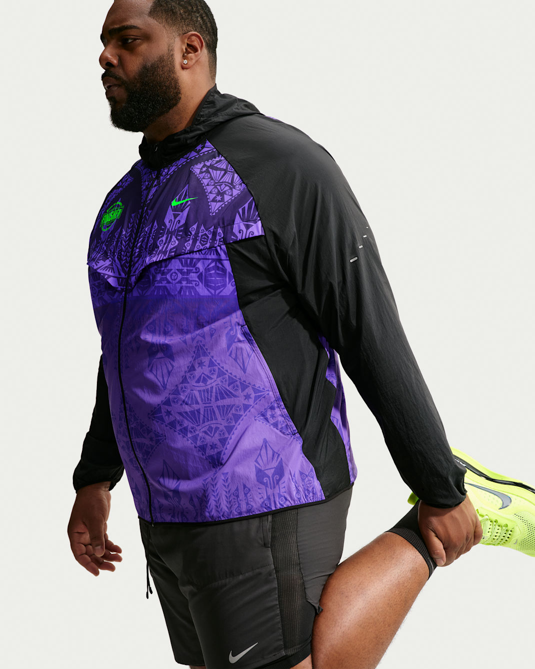 Nike Stride Men's Repel UV Protection Running Jacket