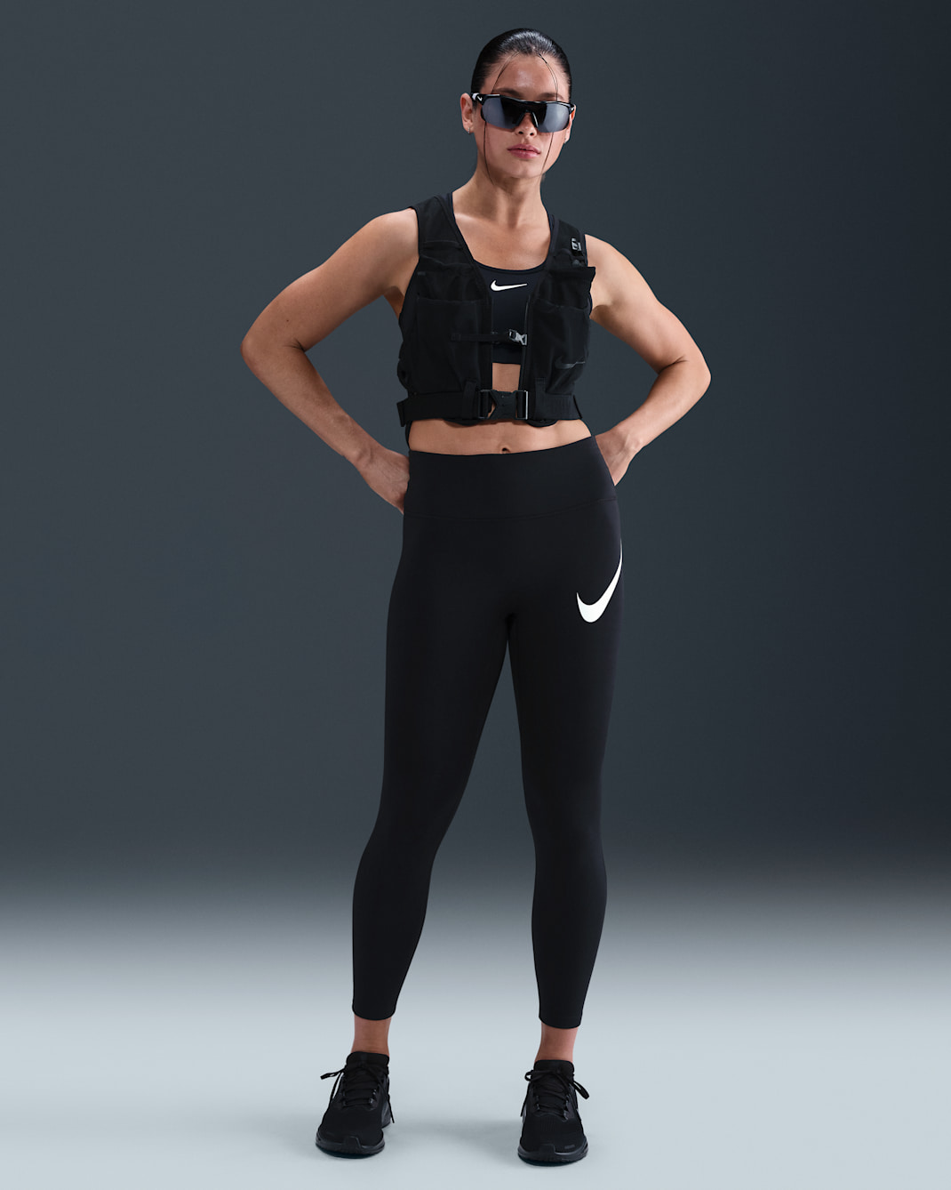 Nike Tempo Swoosh Run 7/8-Lauf-Leggings mit hohem Taillenbund (Damen) - Schwarz/Weiß