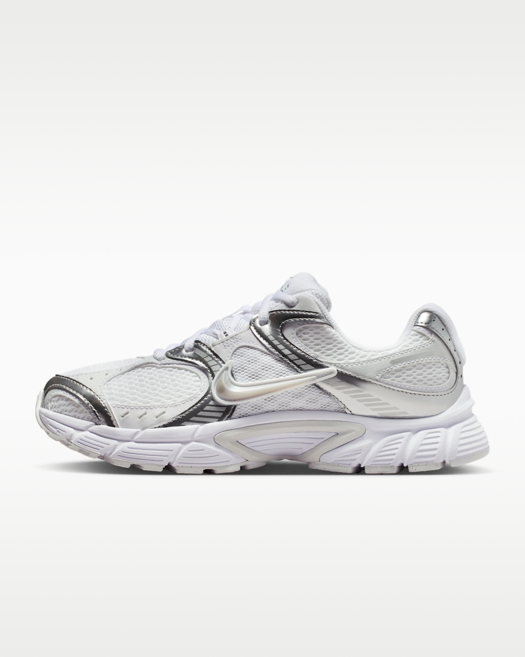 Nike V5 RNR Women's Shoes with Reflective Design Accents - White/Metallic Platinum/Pure Platinum/Metallic Silver