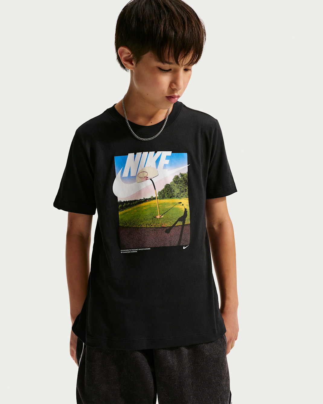 Nike Sportswear Older Kids' T-Shirt - Black