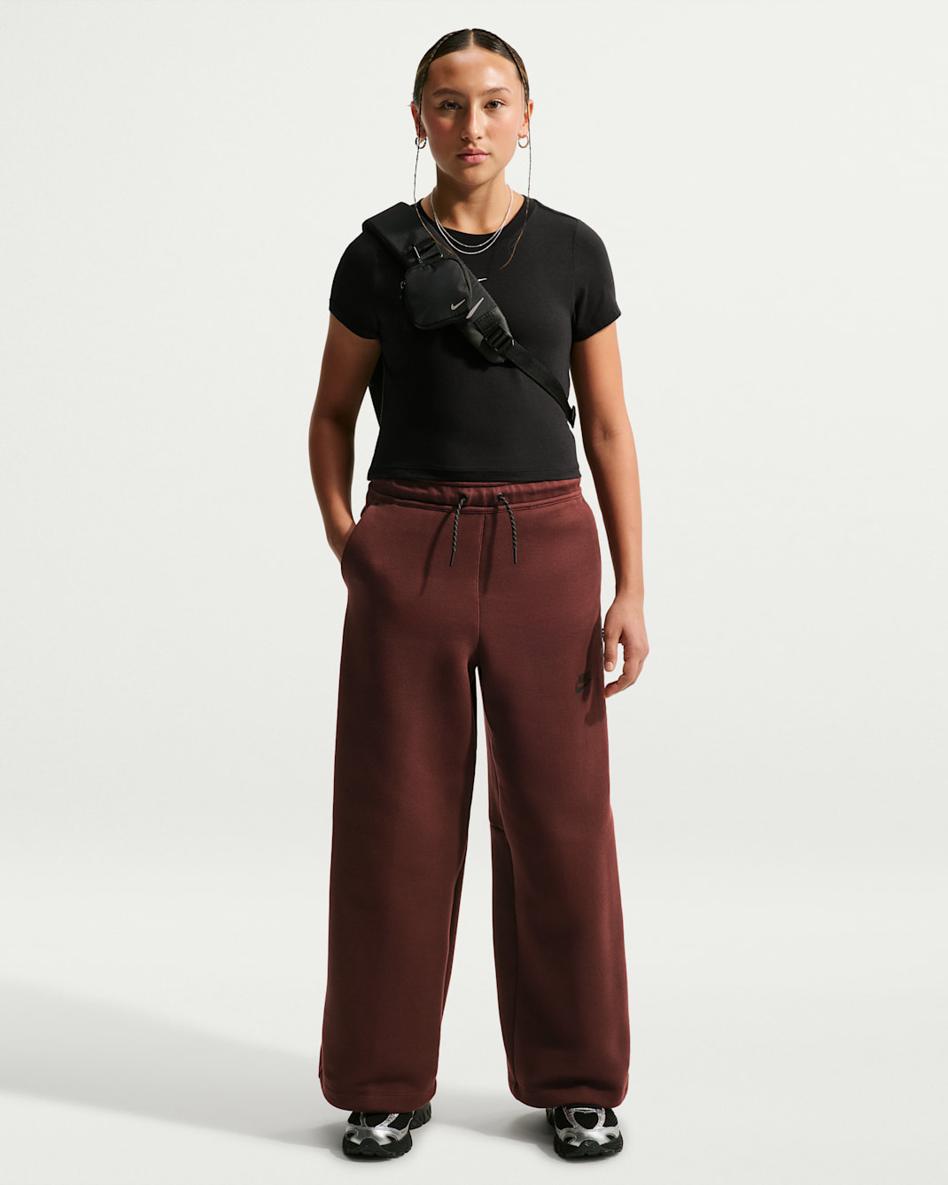 Nike Tech Fleece-Hose mit weitem Bein (ältere Kinder, Mädchen) - Mystic Dates/Schwarz