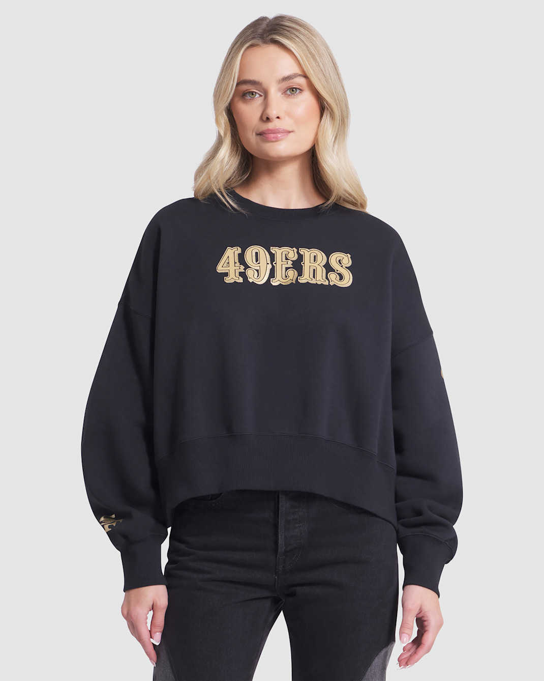 Sudadera de cuello redondo sin cierre Nike de la NFL para mujer San Francisco 49ers Rivalries Collection Oversized - Negro