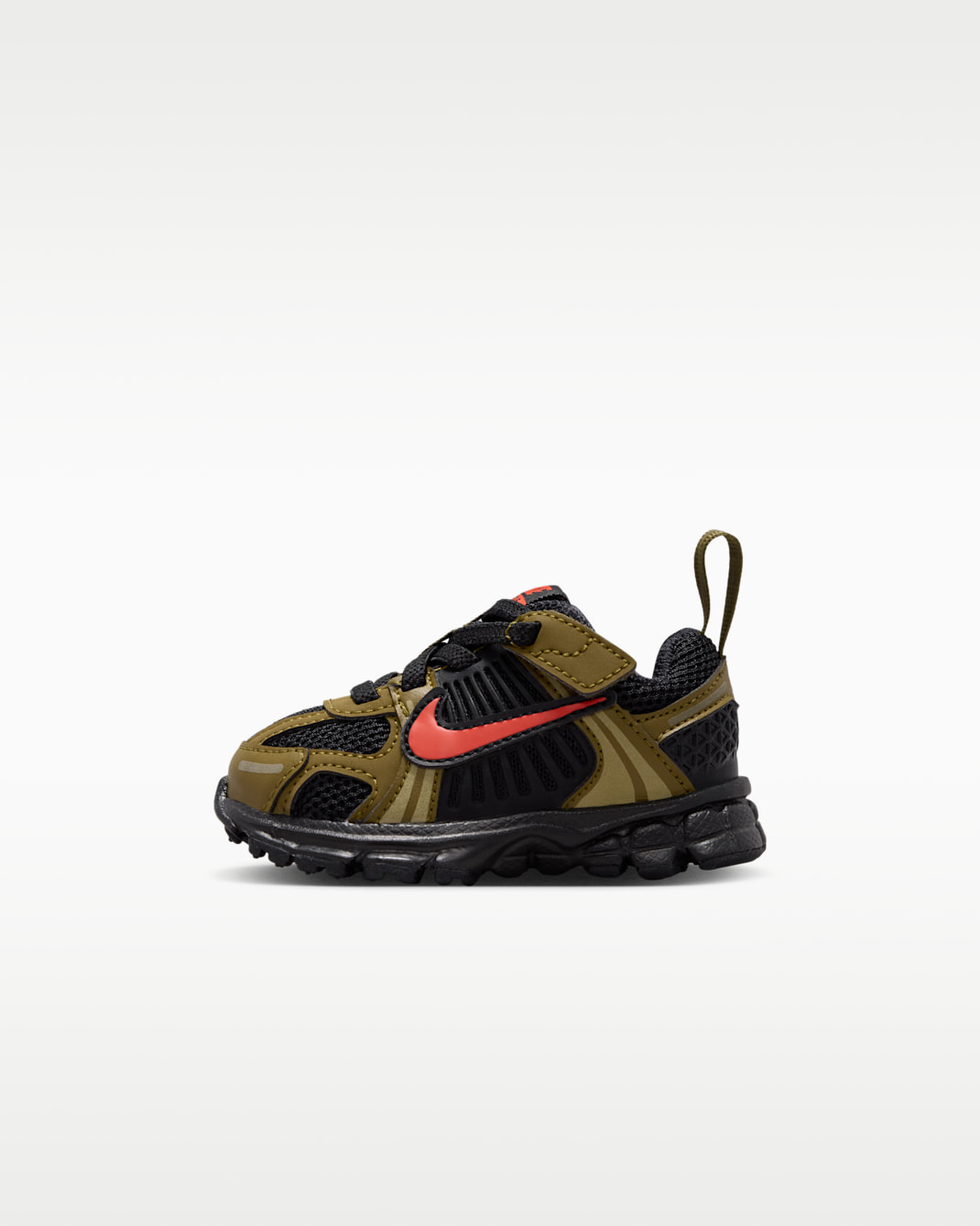 Sapatilhas Nike Vomero 5 para bebé - Preto/Olive Flak/Quantum Moss/Vermelho Picante