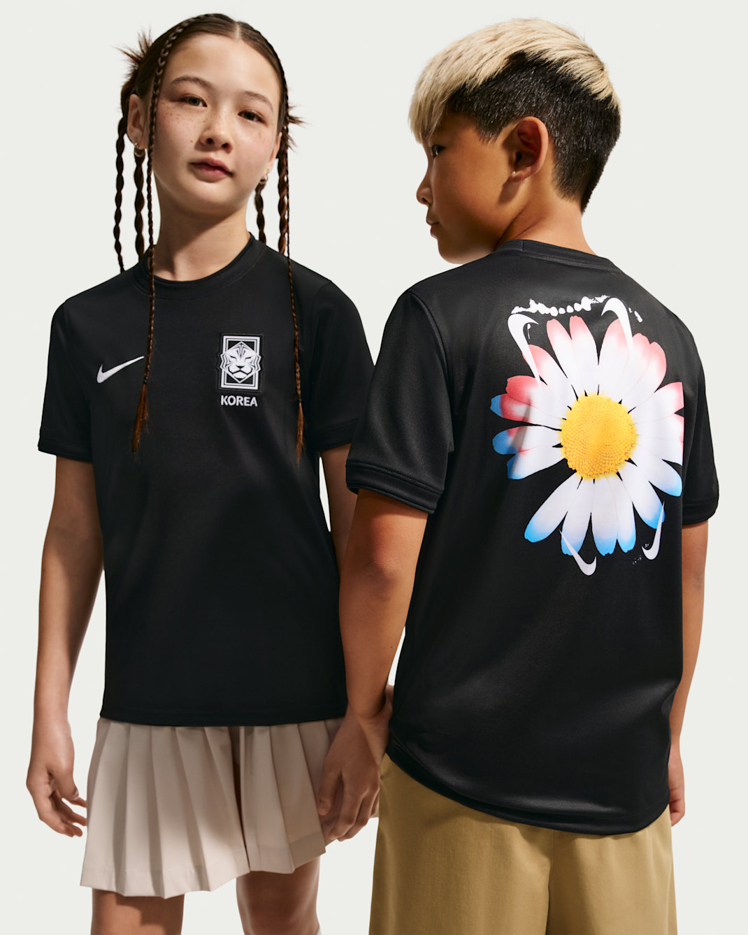 Korea x PEACEMINUSONE Big Kids' Short-Sleeve Soccer Top - Black/White