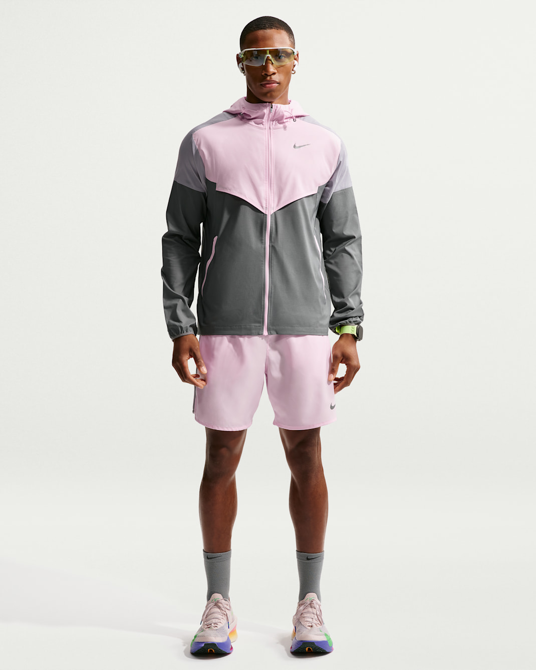 Nike Challenger Dri-FIT fôret løpeshorts til herre (18 cm) - Pink Foam/Smoke Grey