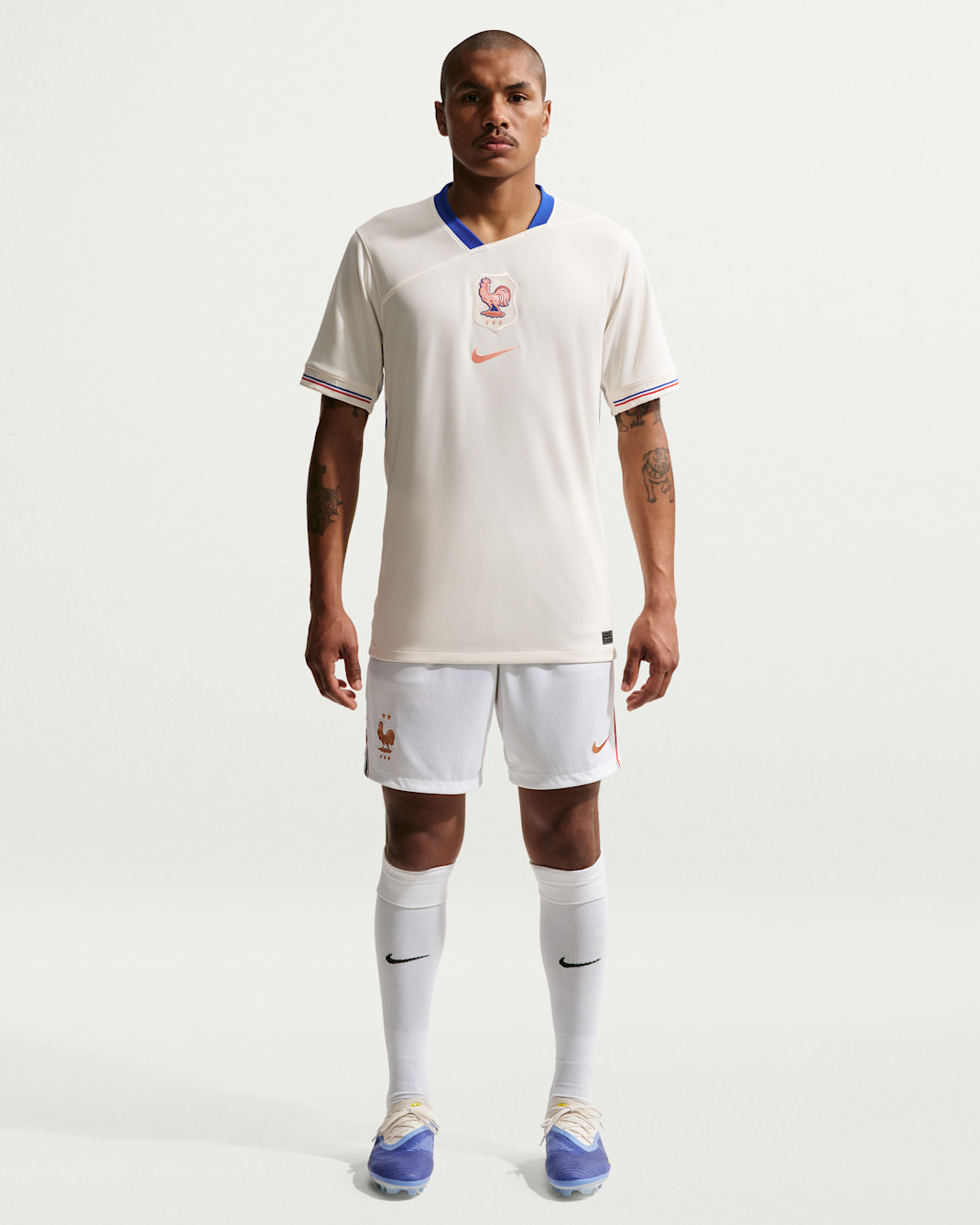 FFF 2026 Stadium Home Men's Nike Dri-FIT Football Replica Shorts - White/Metallic Copper