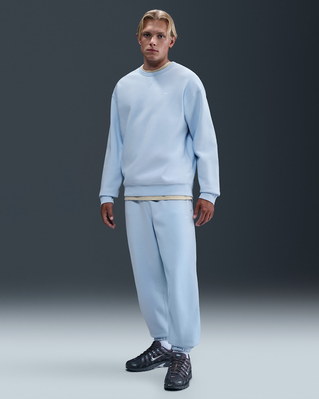 Pants de tejido Fleece con puños para hombre Nike Solo Swoosh - Azul celestino/Azul celestino/Blanco