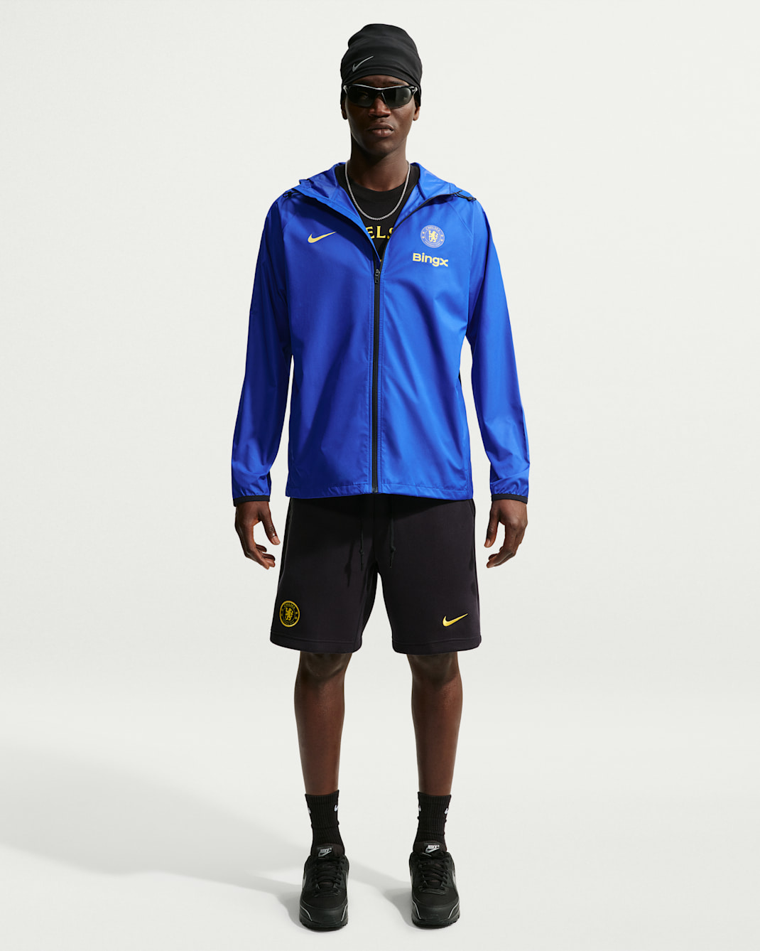 Chelsea FC Academy Pro Men's Nike Storm-FIT Soccer Hooded Rain Jacket