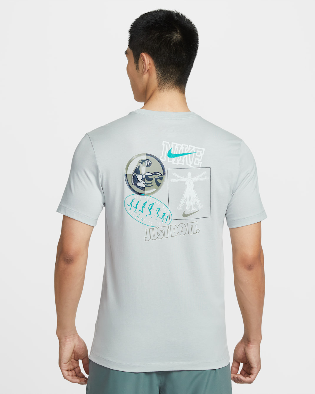 ナイキ メンズ Tシャツ - グレーフォグ