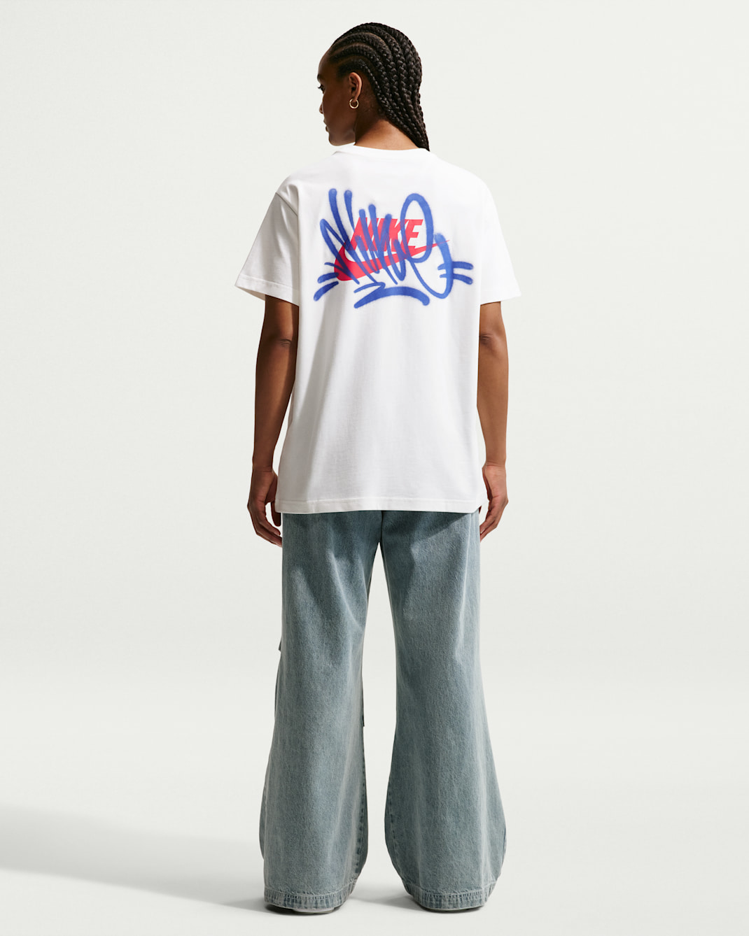 Nike Sportswear Classic Women's Oversized T-Shirt